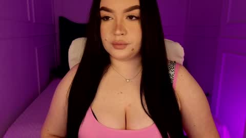 hi im curvy babyface girlie Tina online show from 04-10-26, 07:24