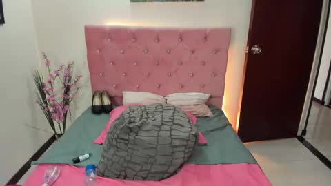 Tina online show from 02-17-26, 03:40