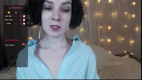 Snapshot of tinawincee chatting on 12-15-24, 08:30 Tina online show from 12-15-24, 08:30