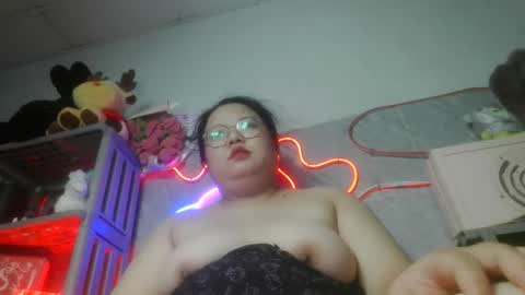Snapshot of tini_bei chatting on 05-23-26, 04:00 tini_bei online show from 05-23-26, 04:00