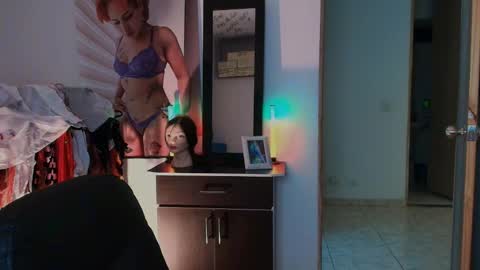 I AM BELLA  ----------- follow my  IG  TINNS 69 online show from 02-17-26, 01:35