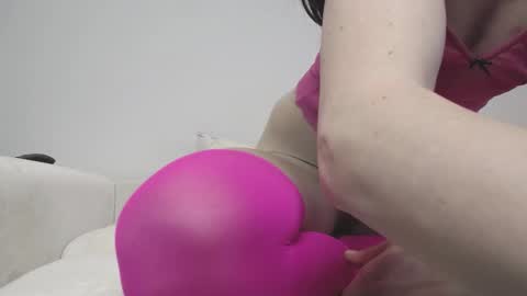 MissMagicLegs online show from 02-25-25, 01:06