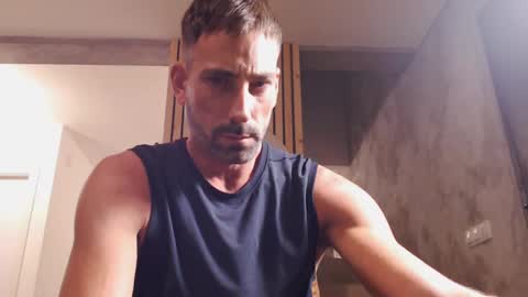 Snapshot of tinoclandestino chatting on 01-05-25, 08:00 tinoclandestino online show from 01-05-25, 08:00