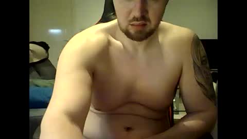 Snapshot of tinstranger33 chatting on 12-12-24, 03:32 tinstranger33 online show from 12-12-24, 03:32