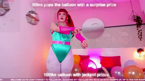 Snapshot of tiny__emmy chatting on 12-22-24, 05:53 Emmy blue berry1 online show from 12-22-24, 05:53