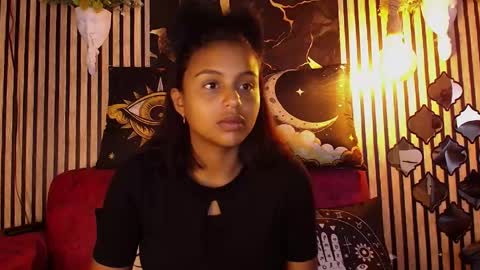 Snapshot of tiny_cherry chatting on 05-19-26, 10:54 Tiny online show from 05-19-26, 10:54