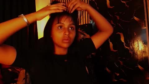 Snapshot of tiny_cherry chatting on 05-20-26, 02:40 Tiny online show from 05-20-26, 02:40