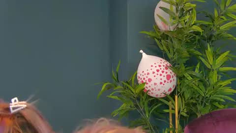 Pretty L online show from 06-11-26, 02:53