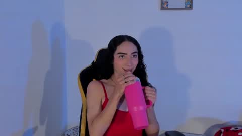 Snapshot of tiny_thomm chatting on 06-26-26, 09:41 Thomm Independent Model online show from 06-26-26, 09:41
