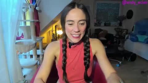 Snapshot of tiny_williams chatting on 10-06-25, 06:00 Tiny online show from 10-06-25, 06:00