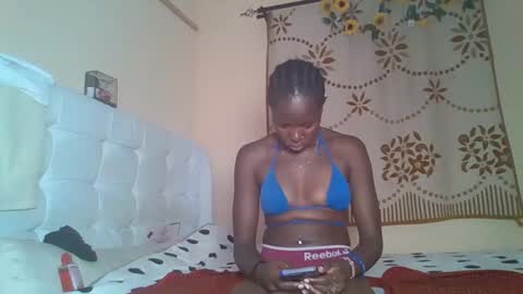 tinybavian online show from 02-17-26, 01:40