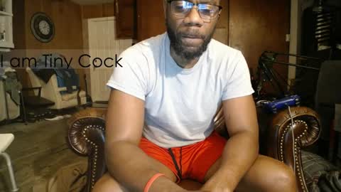 Snapshot of tinycock_1979 chatting on 06-01-26, 06:48 tinycock_1979 online show from 06-01-26, 06:48