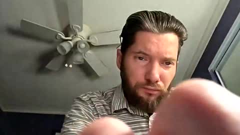 Snapshot of tinyguynicecock chatting on 05-17-26, 07:06 tinyguynicecock online show from 05-17-26, 07:06
