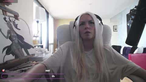 stage Kylie Sinner  brand CLITBAIT online show from 04-01-26, 01:41