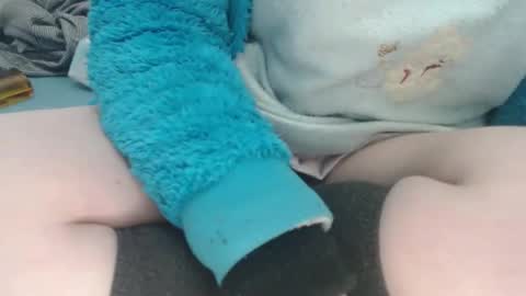 tinyslut66 online show from 12-13-25, 07:53