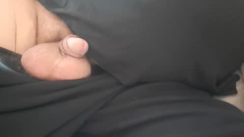 Snapshot of tinytim22992 chatting on 06-06-26, 11:26 tinytim22992 online show from 06-06-26, 11:26