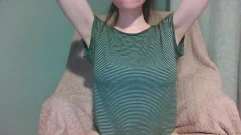 Snapshot of tinyytina chatting on 05-27-26, 04:20 TinyyTina online show from 05-27-26, 04:20