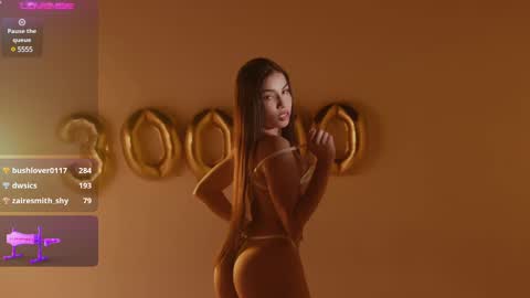 Tiphani Walker online show from 12-18-24, 03:04