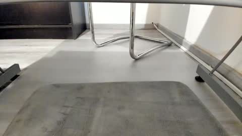 Snapshot of tired33 chatting on 01-05-25, 04:47 Anna online show from 01-05-25, 04:47