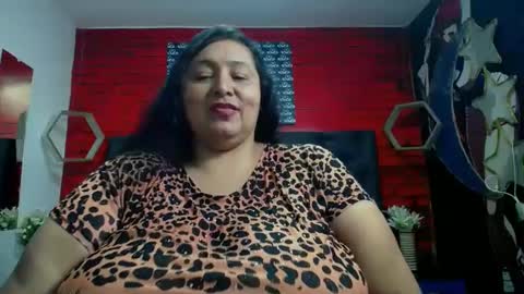 Snapshot of tistmature chatting on 02-05-25, 01:22 TISTMATURE online show from 02-05-25, 01:22