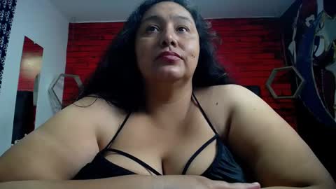 Snapshot of tistmature chatting on 02-08-25, 06:01 TISTMATURE online show from 02-08-25, 06:01