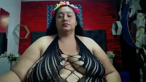 Snapshot of tistmature chatting on 02-26-25, 05:17 TISTMATURE online show from 02-26-25, 05:17