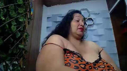 Snapshot of tistmature chatting on 10-04-25, 01:42 TISTMATURE online show from 10-04-25, 01:42