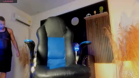 Snapshot of titobell10 chatting on 05-30-26, 11:29 titobell10 online show from 05-30-26, 11:29