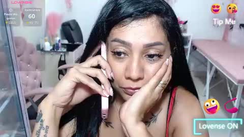 Snapshot of titsbiglovers chatting on 07-28-26, 07:39 DIVA online show from 07-28-26, 07:39