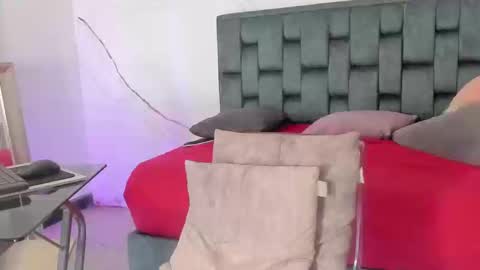 Tivizay online show from 03-13-26, 03:18