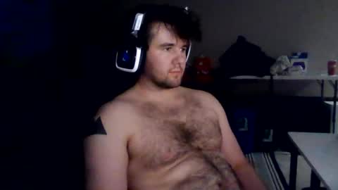 Snapshot of tizzledude chatting on 07-26-26, 12:08 tizzledude online show from 07-26-26, 12:08
