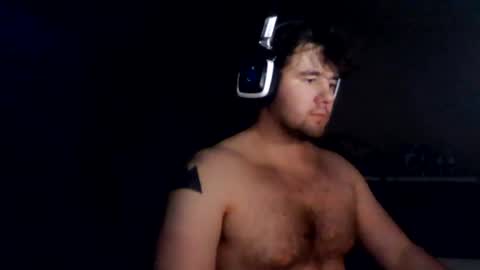 Snapshot of tizzledude chatting on 07-27-26, 04:52 tizzledude online show from 07-27-26, 04:52