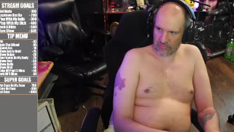 TK Maconn online show from 06-10-26, 05:56