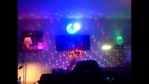 TK online show from 05-10-26, 04:17