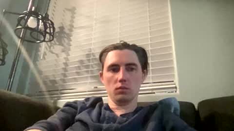 tlayne410 online show from 12-19-25, 10:22