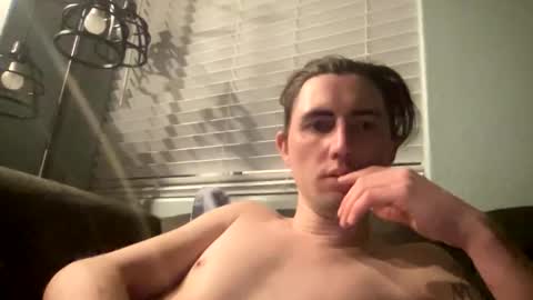 tlayne410 online show from 12-20-25, 10:44