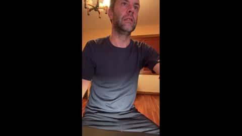 tlcik online show from 10-12-25, 11:59