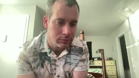 tleigh24 online show from 12-24-24, 10:06