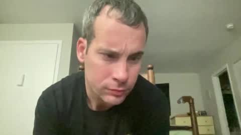 tleigh24 online show from 12-31-24, 12:32