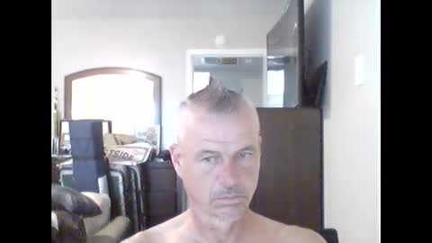 Snapshot of tnash24 chatting on 09-15-25, 10:32 tx46m online show from 09-15-25, 10:32