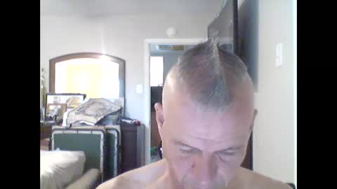 Snapshot of tnash24 chatting on 09-30-25, 10:37 tx46m online show from 09-30-25, 10:37