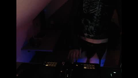 tobi676 online show from 05-17-26, 02:42