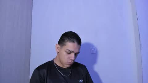 Tobias Smith  online show from 04-22-26, 05:03