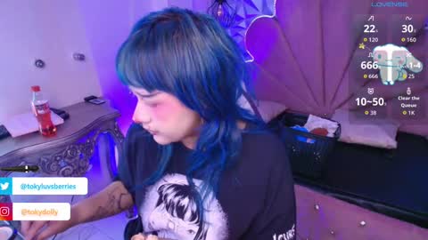 toky         online show from 09-26-25, 07:07