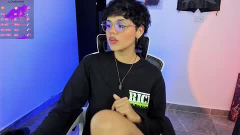 sofi 3 online show from 10-21-25, 06:03