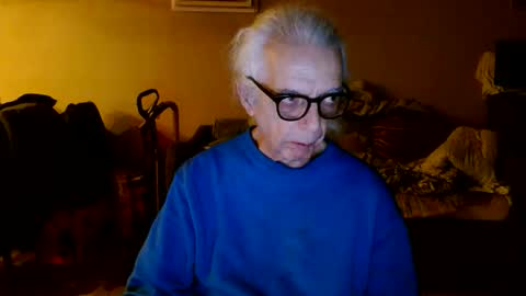 tom112292014 online show from 11-21-25, 03:05