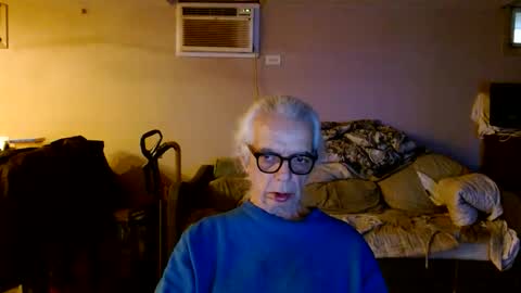 tom112292014 online show from 12-02-25, 05:41