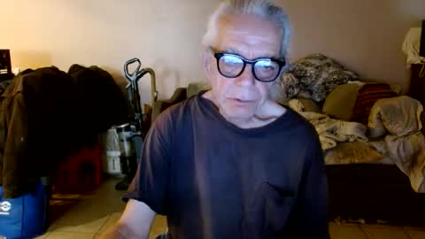 tom112292014 online show from 04-15-26, 04:25