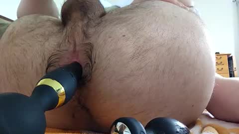 Snapshot of tom52701 chatting on 04-26-26, 06:16 tom52701 online show from 04-26-26, 06:16