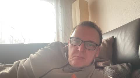 Tom online show from 02-07-25, 12:06